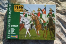 images/productimages/small/French Dragoons Revell 02587 voor.jpg